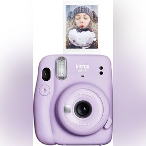 Instax Mini 11 in Soft Purple